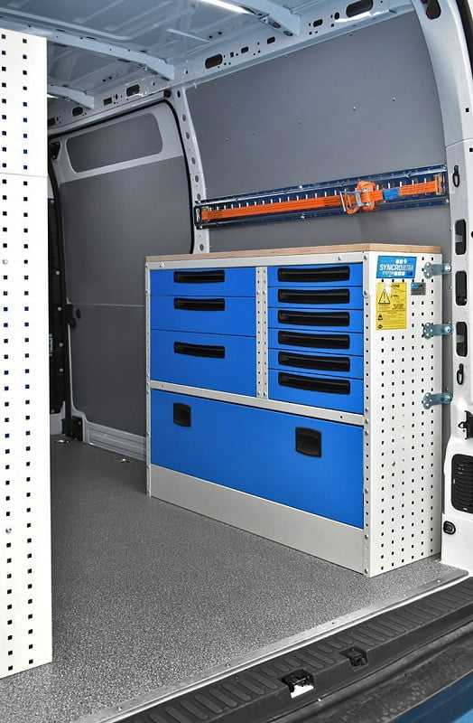 03_Работни плотове в Master