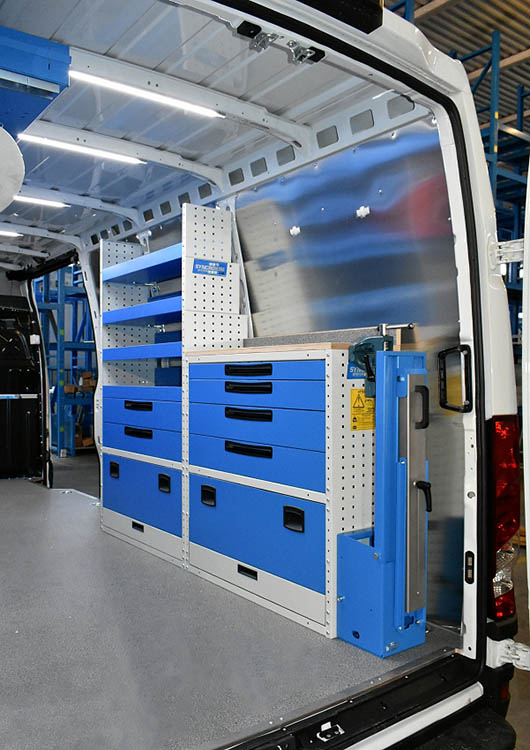 02_пример на работен плот за фургон