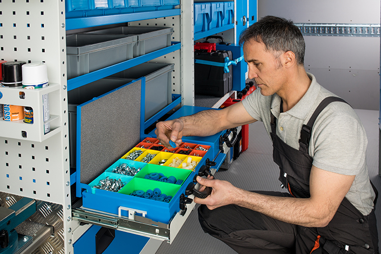 03_Отворена изваждаема табла с куфарче