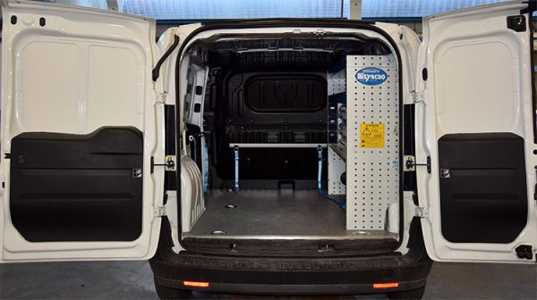 Fiat Doblo с мебели и защита Syncro Ultra България