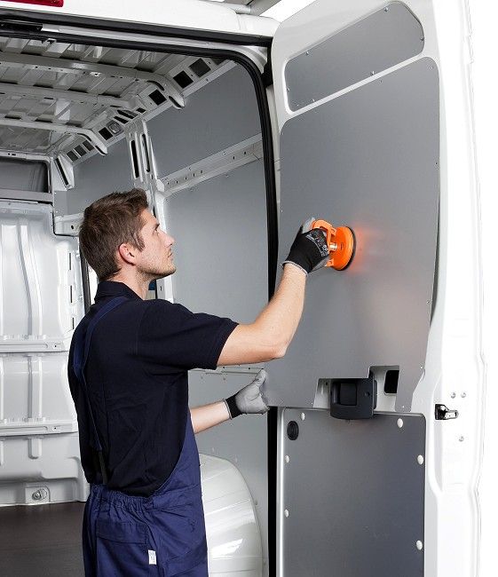 2_Syncro Пловдив поставя обшивки за ванове