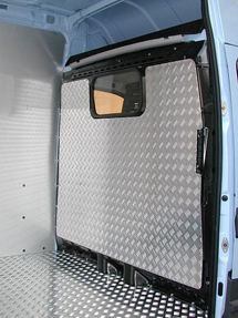 4_капак за разделителна преграда от алуминиева рифелова ламарина Syncro България