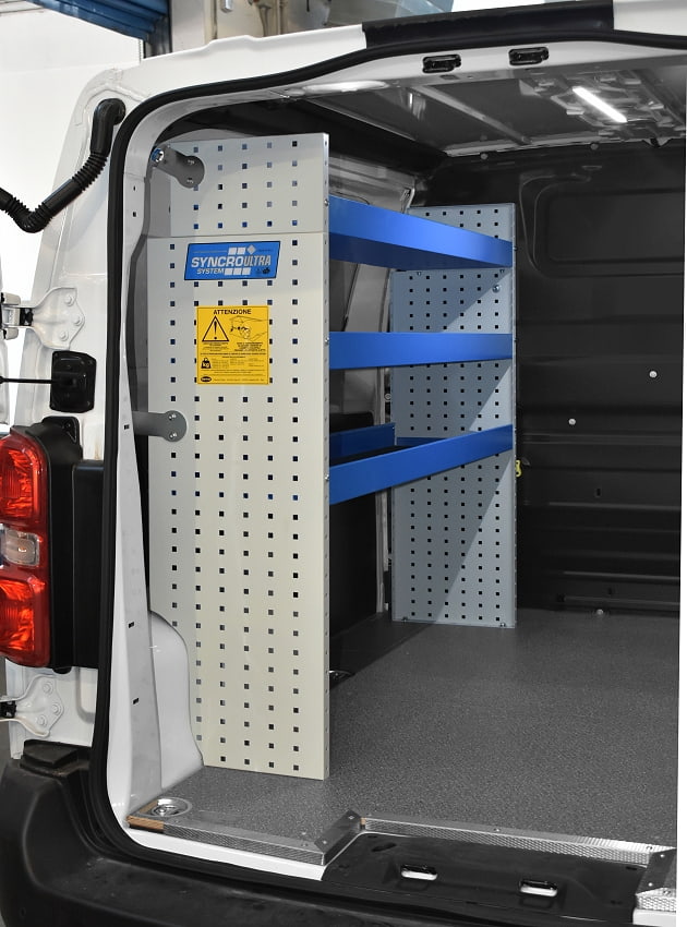 Vivaro Оборудван ван Syncro България 2